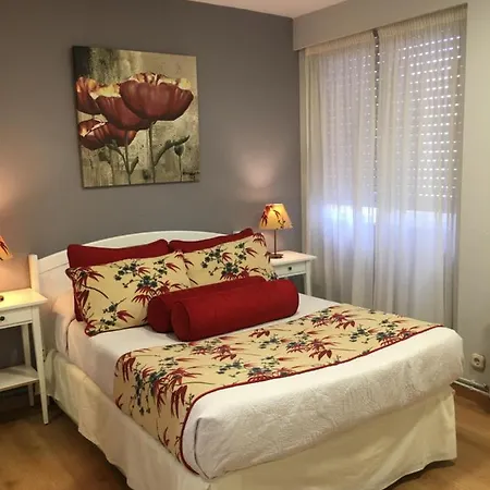 阿拉里克餐厅旅馆 *